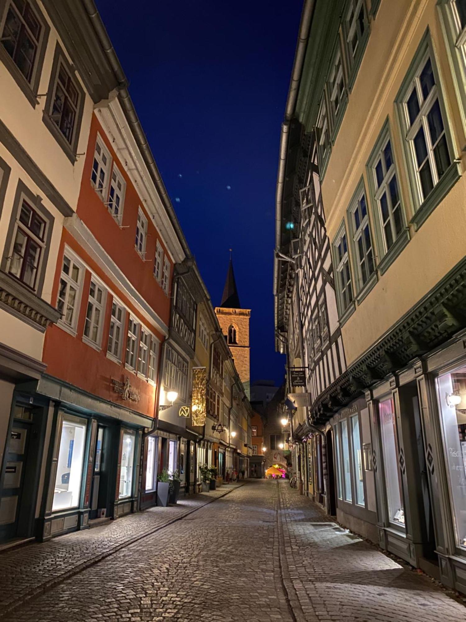 Ferienwohnung Augenblick - Stylisches Apartment In Der Besten Altstadtlage Von Erfurt Dış mekan fotoğraf